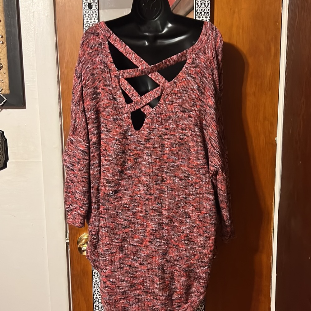 Beautiful Sweater/Blouse - Picture 2 of 2